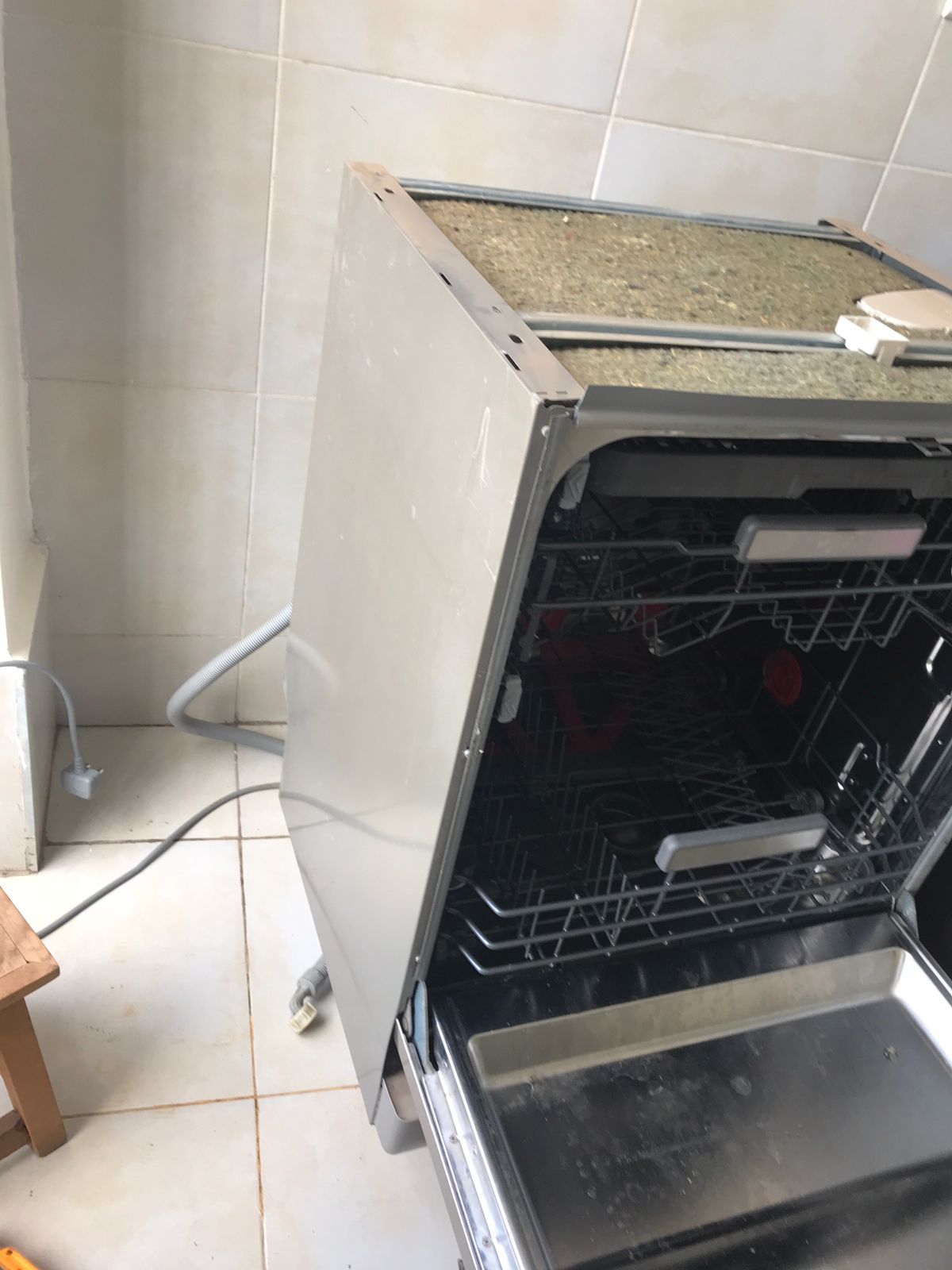 Inside dishwasher spray arms racks filter assembly
